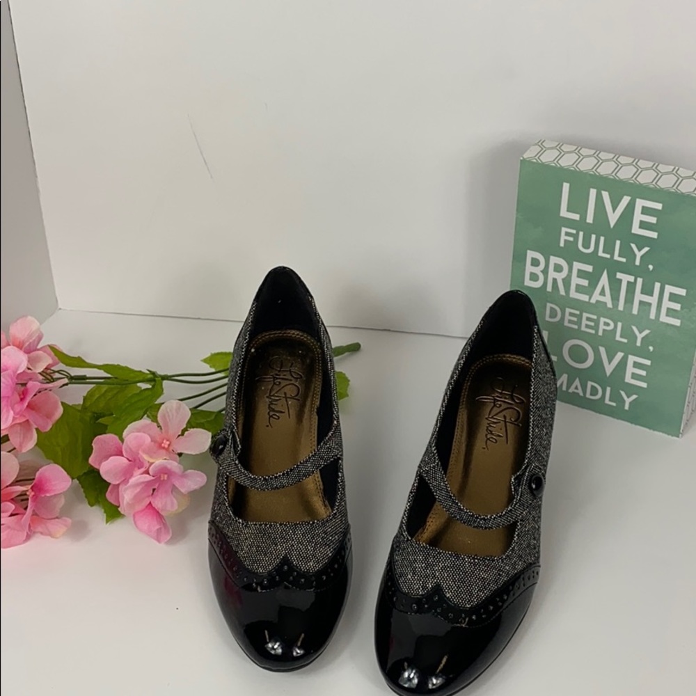 LIFE STRIDE SHOES NWOT